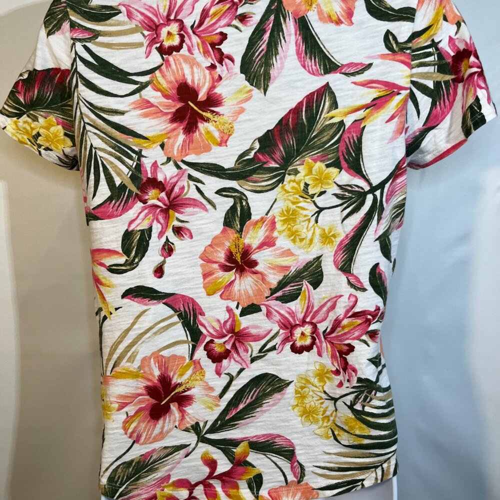 Old Navy Tropical T-Shirt Size XS - Picture 2 of 5